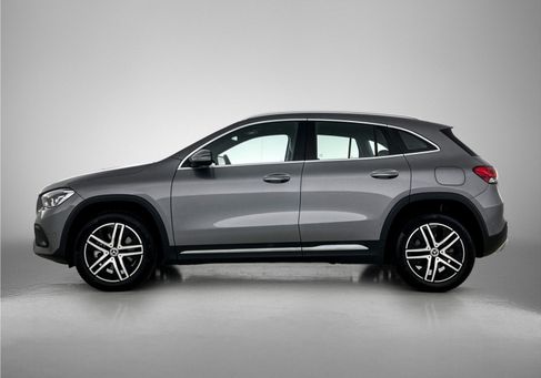 Mercedes-Benz GLA 250, 2023