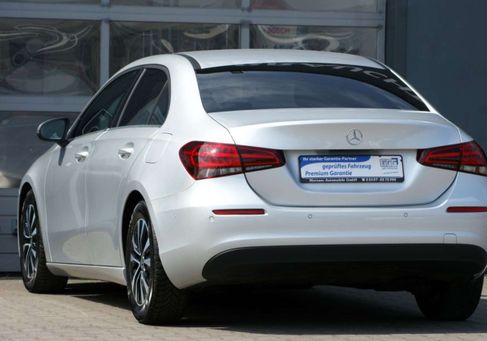 Mercedes-Benz A 180, 2020