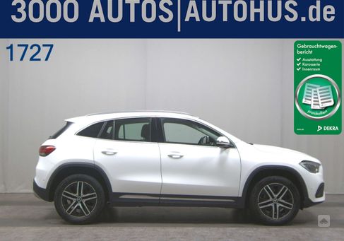 Mercedes-Benz GLA 200, 2021
