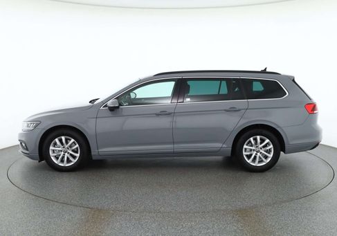 Volkswagen Passat Variant, 2022 2