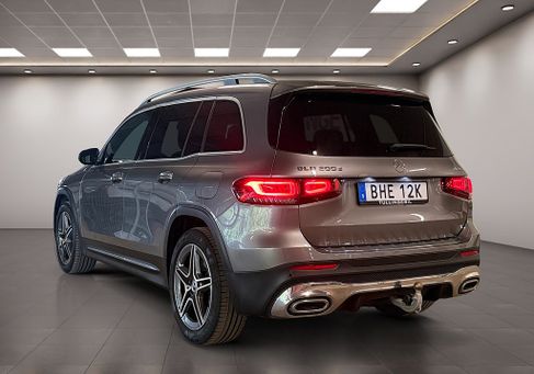 Mercedes-Benz GLB 200, 2021
