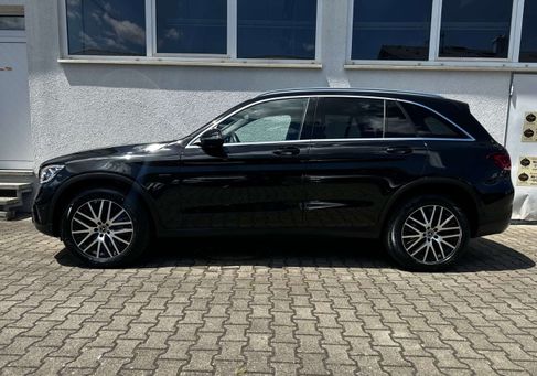Mercedes-Benz GLC 300, 2021