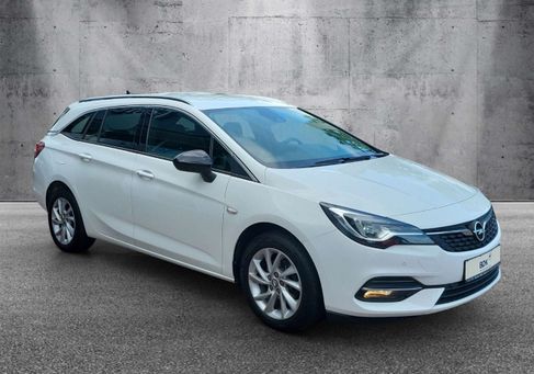 Opel Astra, 2022