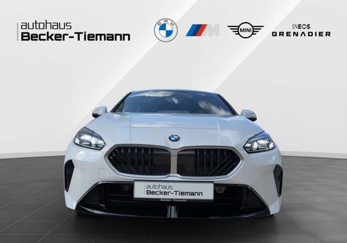 BMW 120, 2025 2