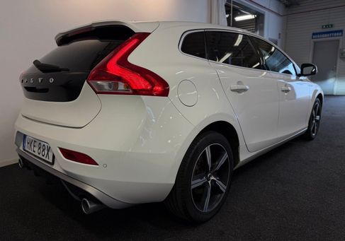 Volvo V40, 2019