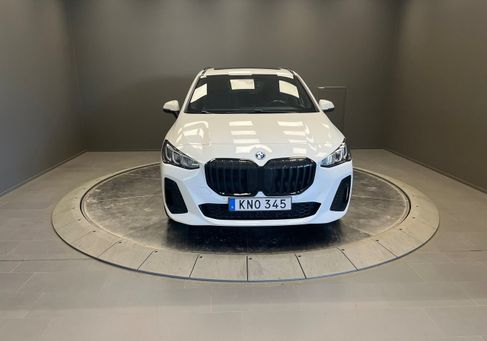 BMW 230, 2023