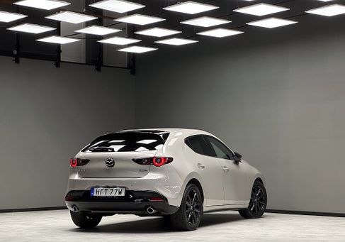 Mazda 3, 2022
