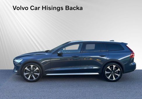 Volvo V60 Cross Country, 2021 3