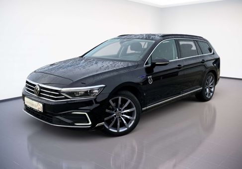 Volkswagen Passat, 2022