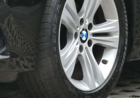 BMW 320, 2019
