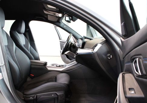 BMW 318, 2024 3