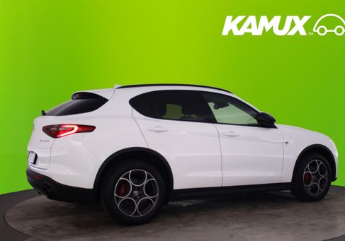 Alfa Romeo Stelvio, 2017