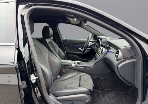 Mercedes-Benz C 400, 2019