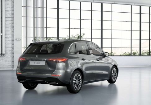 Mercedes-Benz B 180, 2025