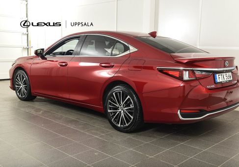 Lexus ES, 2024