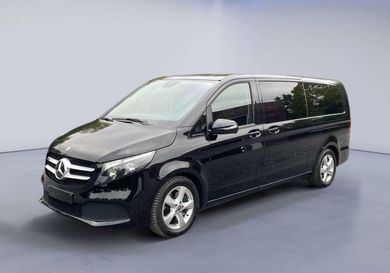 Mercedes-Benz V 220, 2023