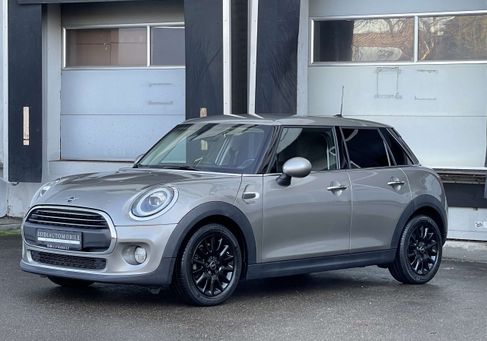 MINI ONE, 2019