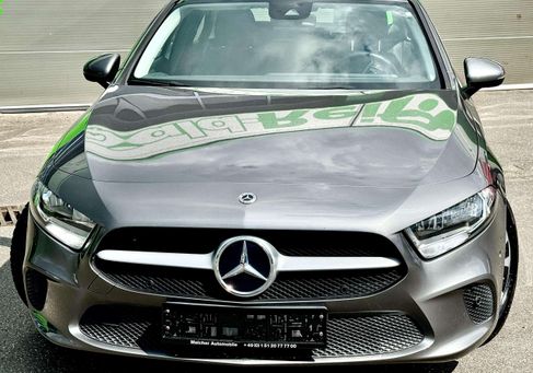 Mercedes-Benz A 180, 2021
