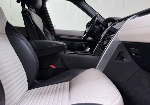 Land Rover, 2022