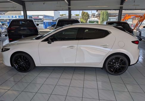 Mazda 3, 2026