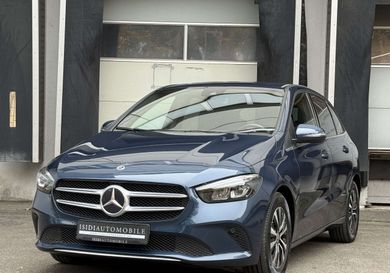 Mercedes-Benz B 200, 2022