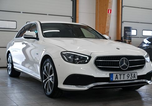 Mercedes-Benz E 300, 2021 3