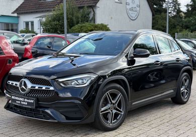 Mercedes-Benz GLA 200, 2022