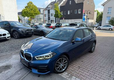BMW 118, 2022