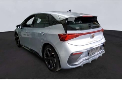 Cupra Born, 2024