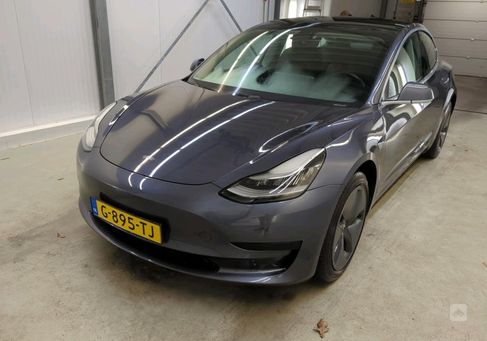 Tesla Model 3, 2019