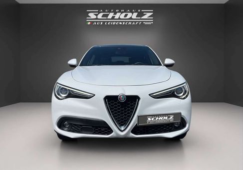 Alfa Romeo Stelvio, 2018