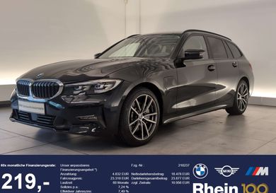 BMW 330, 2021