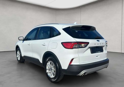 Ford Kuga, 2022