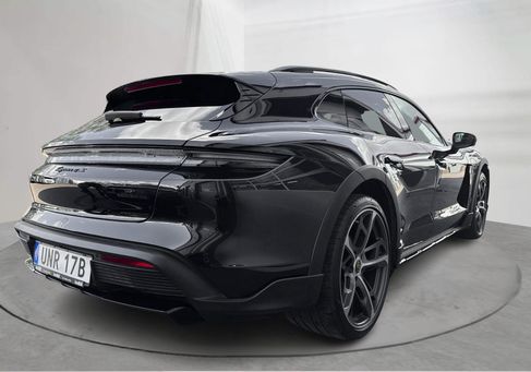 Porsche Taycan, 2022