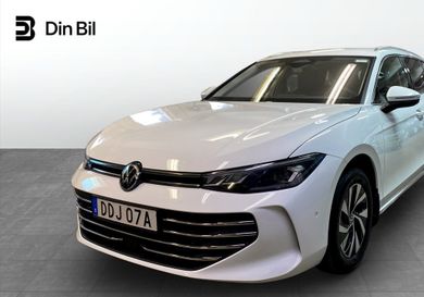 Volkswagen Passat Variant, 2025