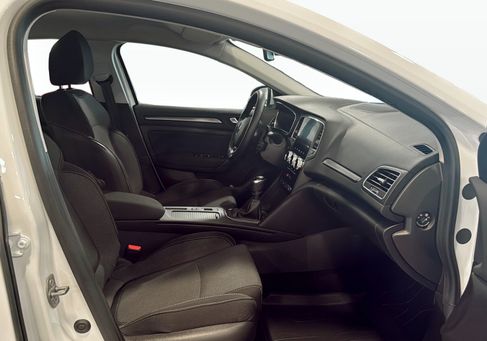 Renault Megane, 2023 3