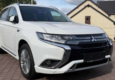 Mitsubishi Outlander, 2020 3