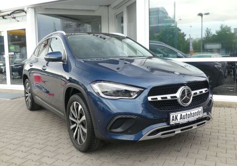 Mercedes-Benz GLA 250, 2021