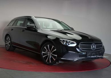 Mercedes-Benz E 300, 2022