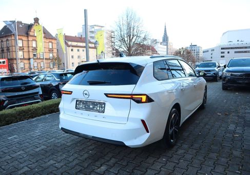 Opel Astra, 2025