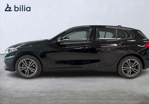 BMW 118, 2023