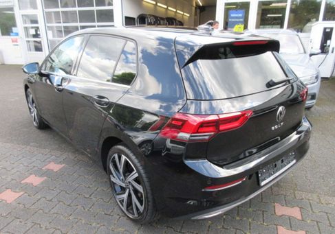 Volkswagen Golf, 2024 3