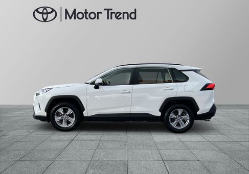 Toyota RAV 4, 2024 3