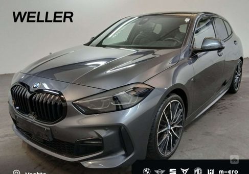 BMW 118, 2021