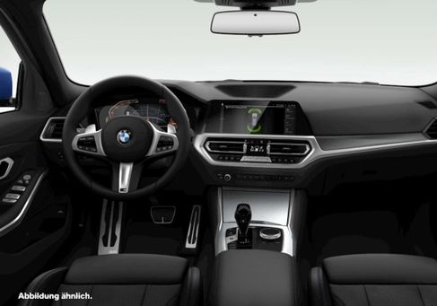 BMW 318, 2021
