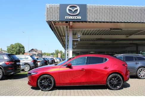 Mazda 3, 2024
