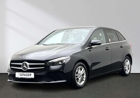 Mercedes-Benz B 180, 2019 3