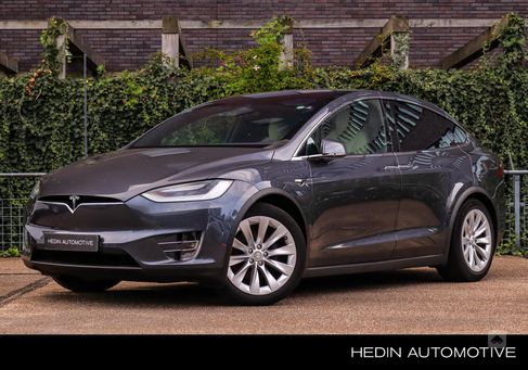 Tesla Model X, 2020