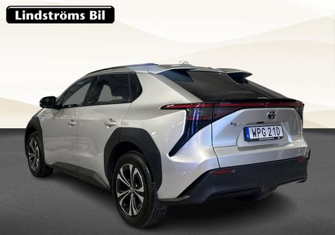 Toyota bZ4X, 2024