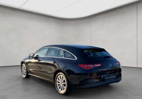 Mercedes-Benz CLA 250, 2020